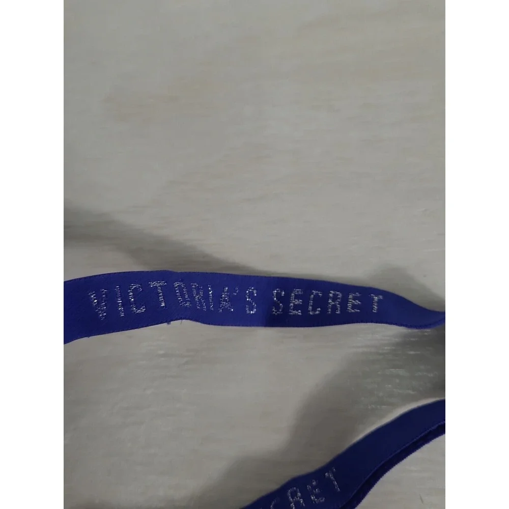 Victorias Secret T-Shirt push‎ up full coverage Bra 32DD blue
